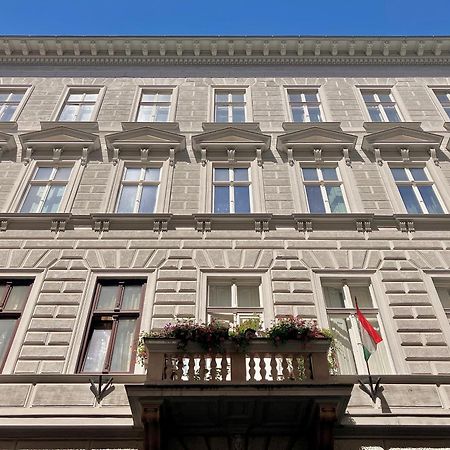 Paulay Design Apartment Budapest Bagian luar foto
