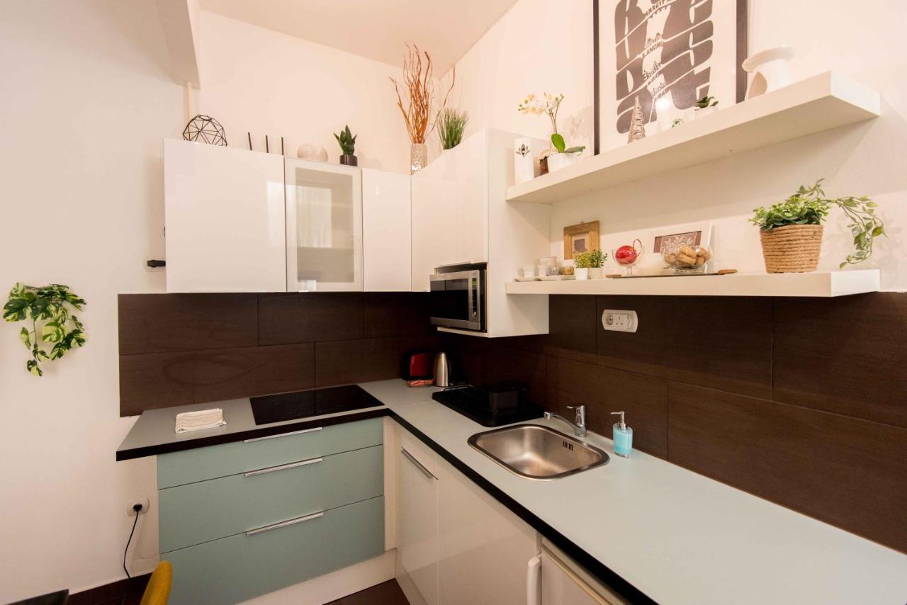 Paulay Design Apartment Budapest Bagian luar foto